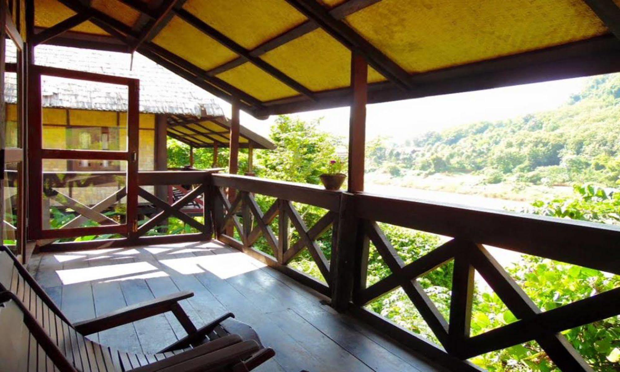 Nong Kiau Riverside Нонгкио Экстерьер фото